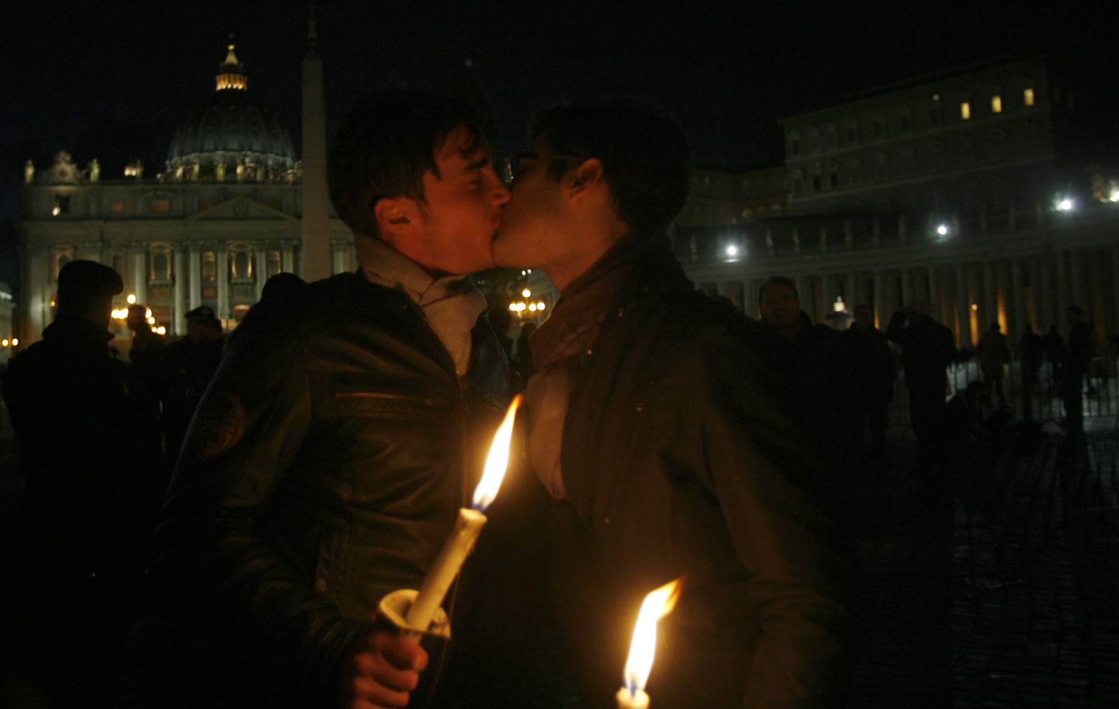 Mixed Philippine reaction on pope nod on gay civil unions
