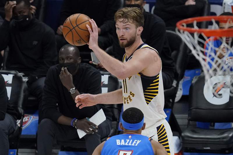 Sabonis has triple-double by half; Pacers top Thunder 152-95
