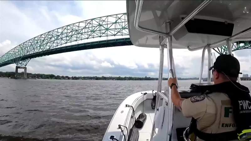 FWC officers crack down on boaters under the influence on Fourth of July weekend