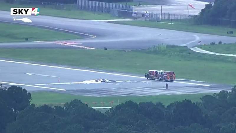 2 killed in plane crash at St. Augustine airport, authorities say