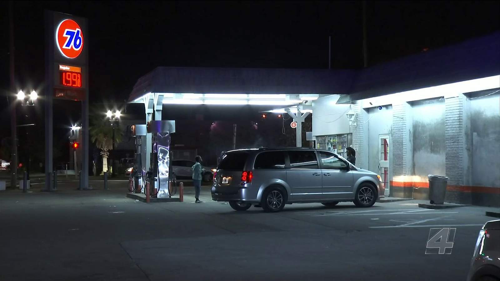 Man found shot at Brentwood gas station