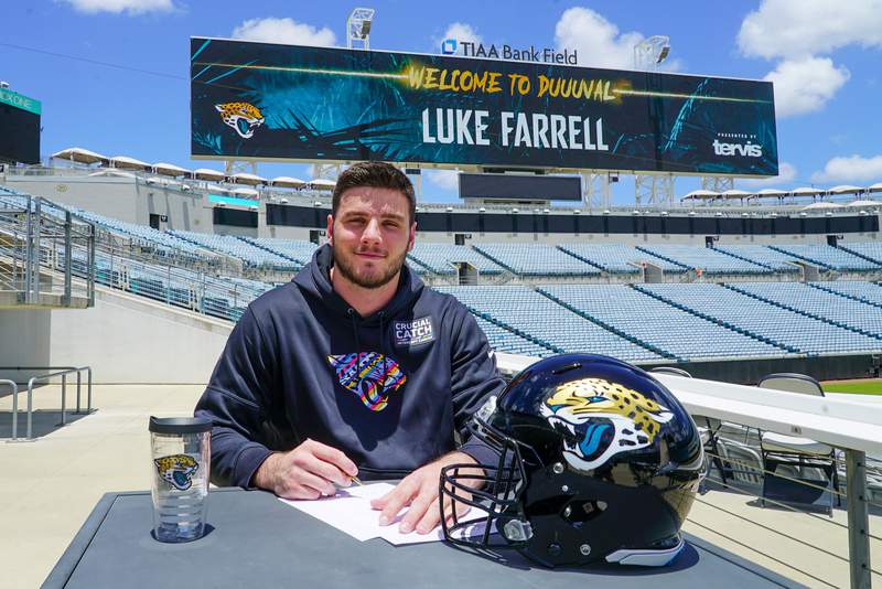 Jaguars sign second tight end of the day, ink draft pick Luke Farrell