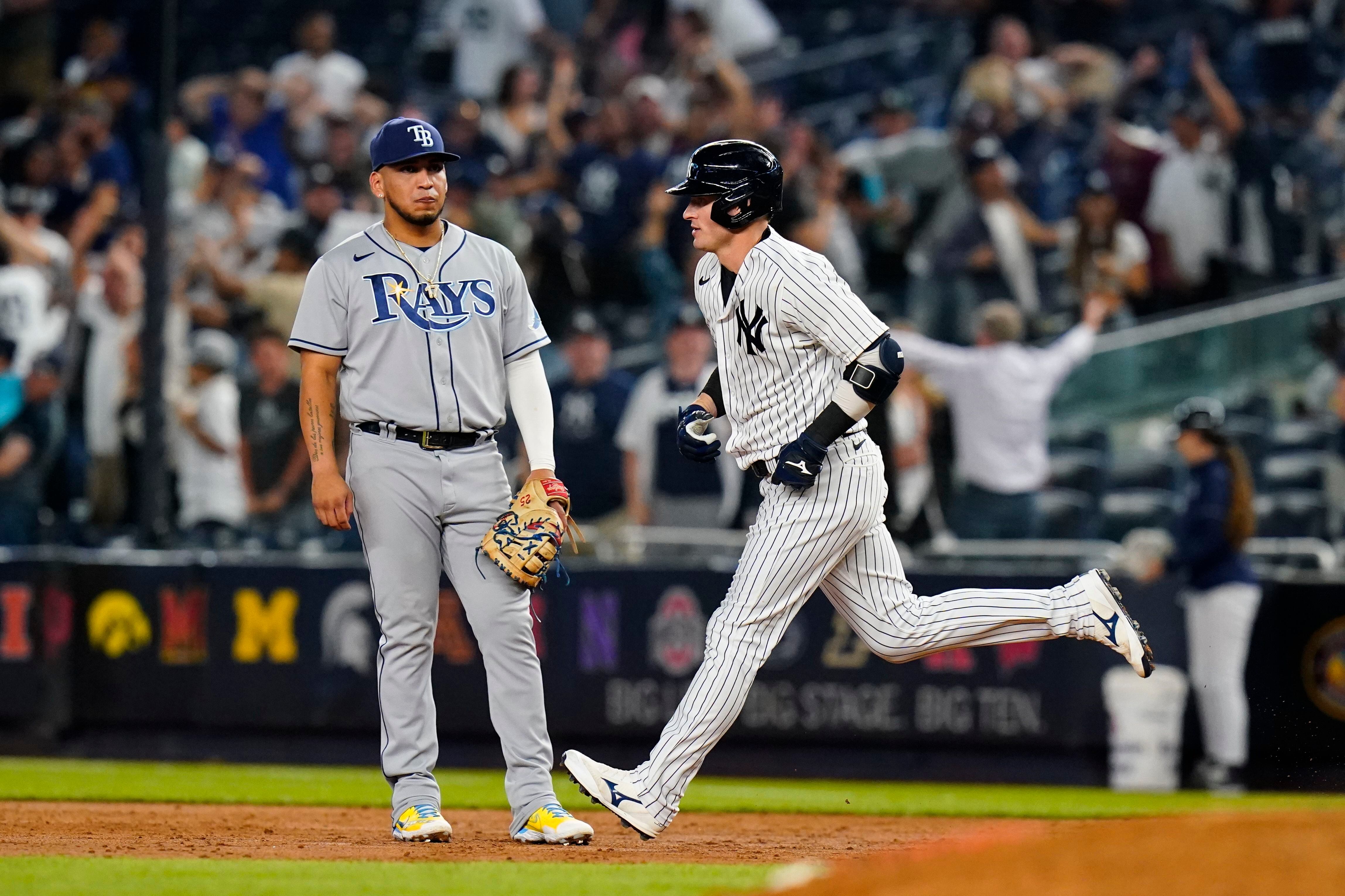 Frelick leaping catch preserves no-hit bid in 10th, Yankees and