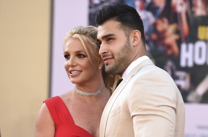 Britney Spears gets engaged with 'lioness' engraved ring