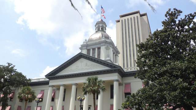 Florida lawmakers target Confederate holidays