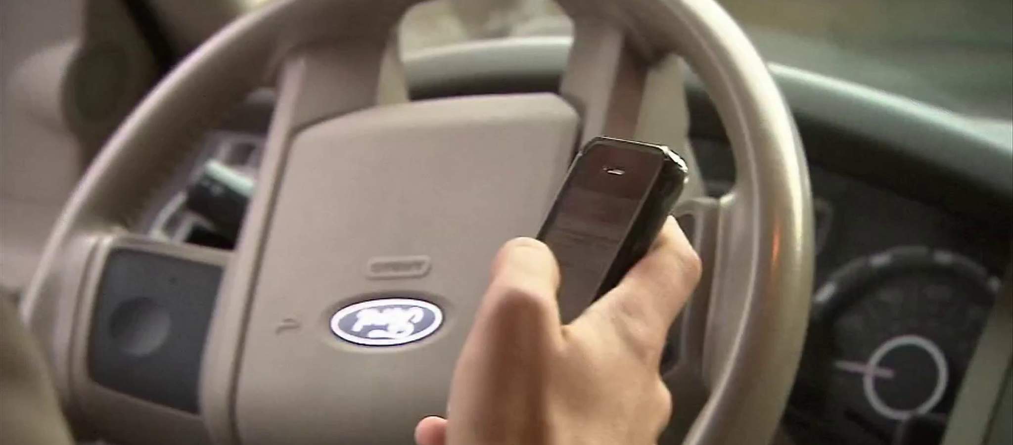 Data: Florida’s texting-while-driving law rarely enforced