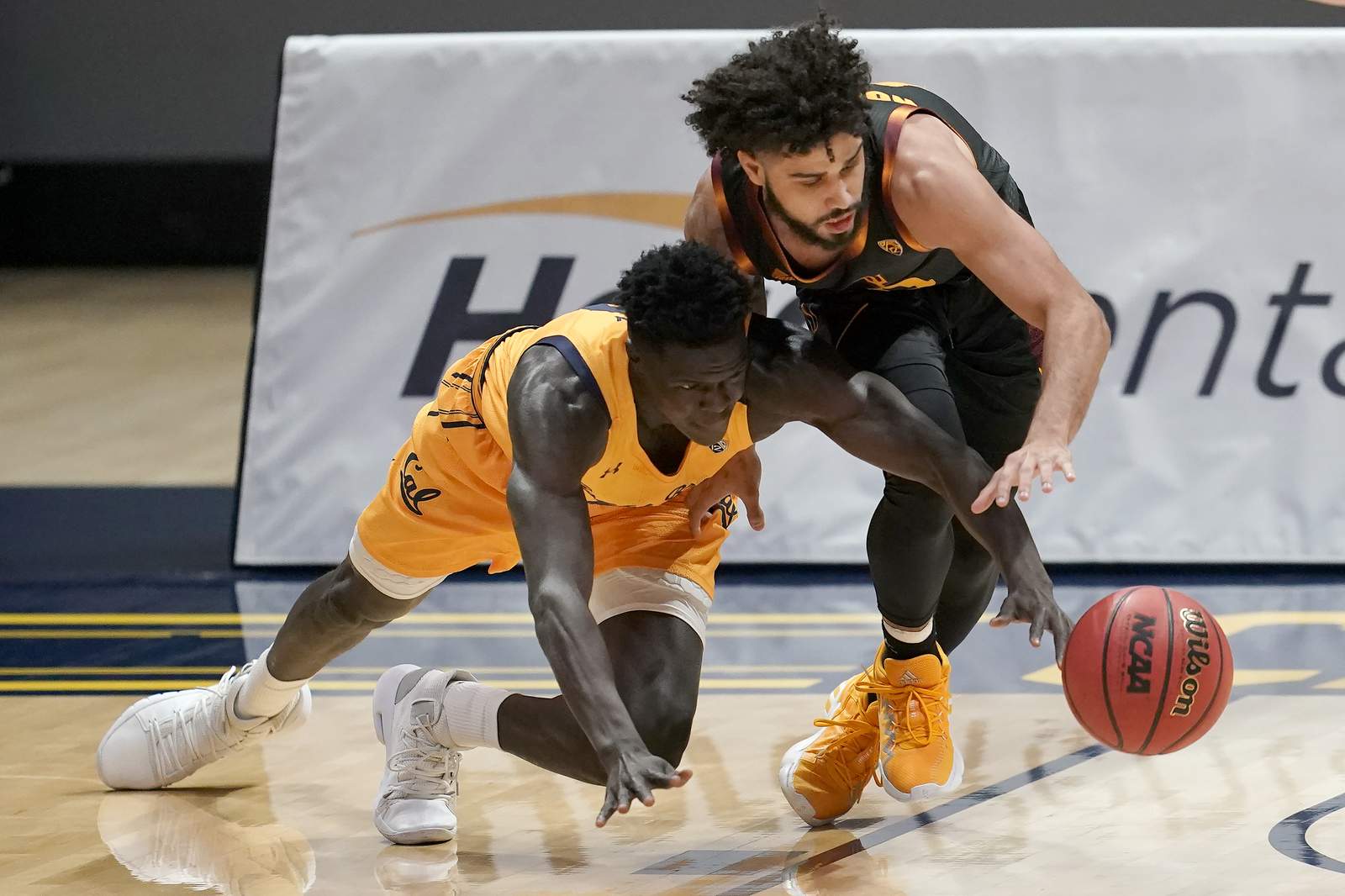 No. 25 Arizona State holds off Cal 70-62 in Pac-12 opener