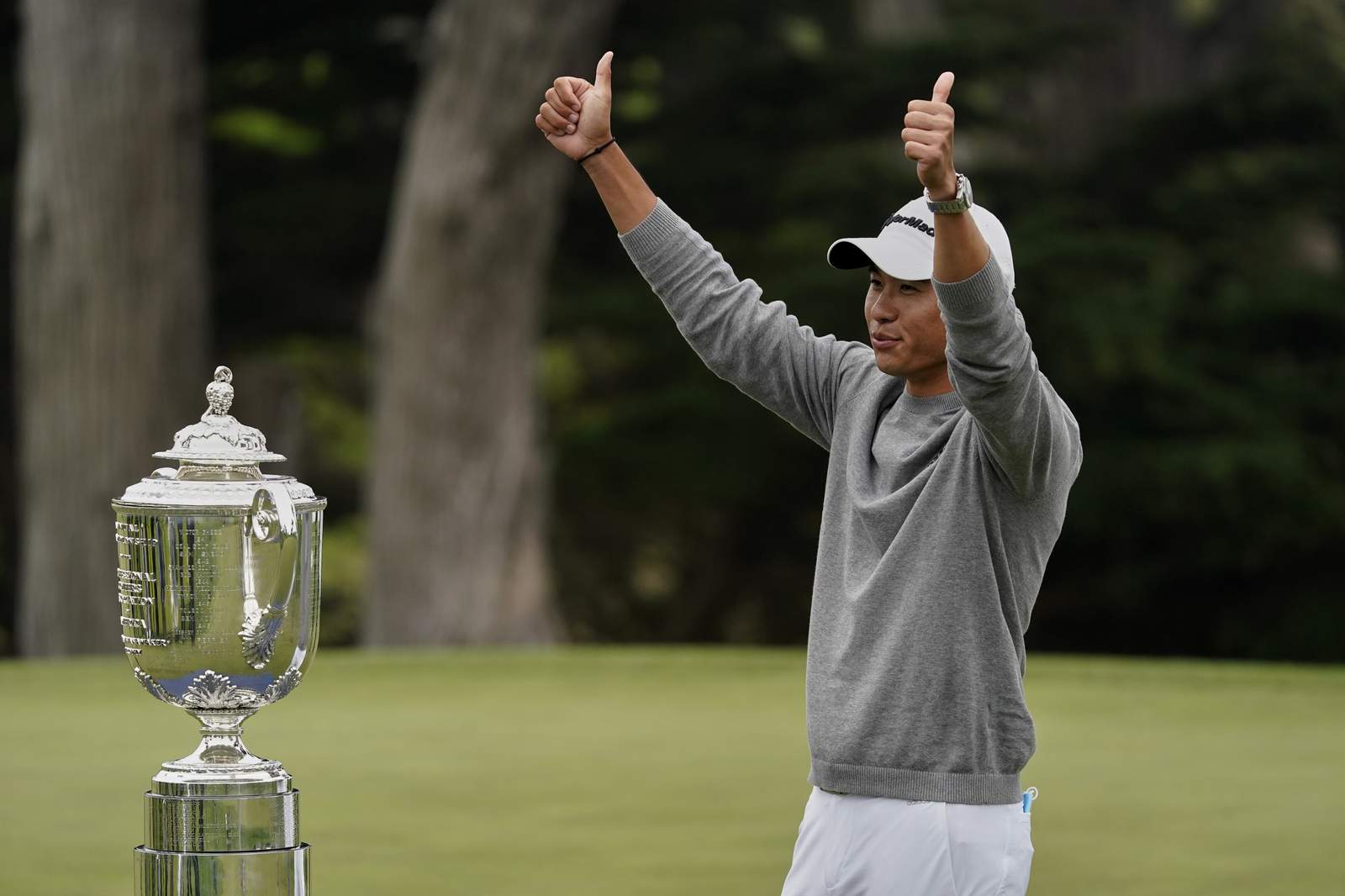 Morikawa quickly goes from college grad to major champion