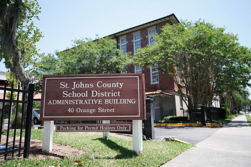St. Johns County School District surveys parents on dress code