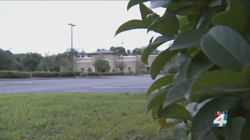 10-year-old girl says man chased her near Nassau County church