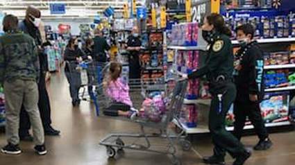 Annual Shop with a Cop event spreads Christmas cheer to kids less fortunate