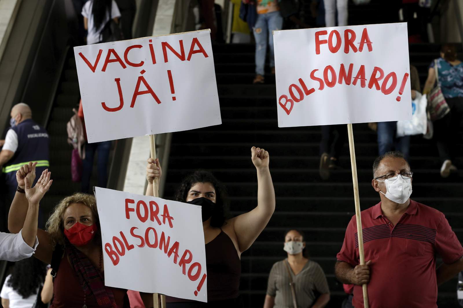 Brazil scrambles to approve virus vaccine as pressure mounts