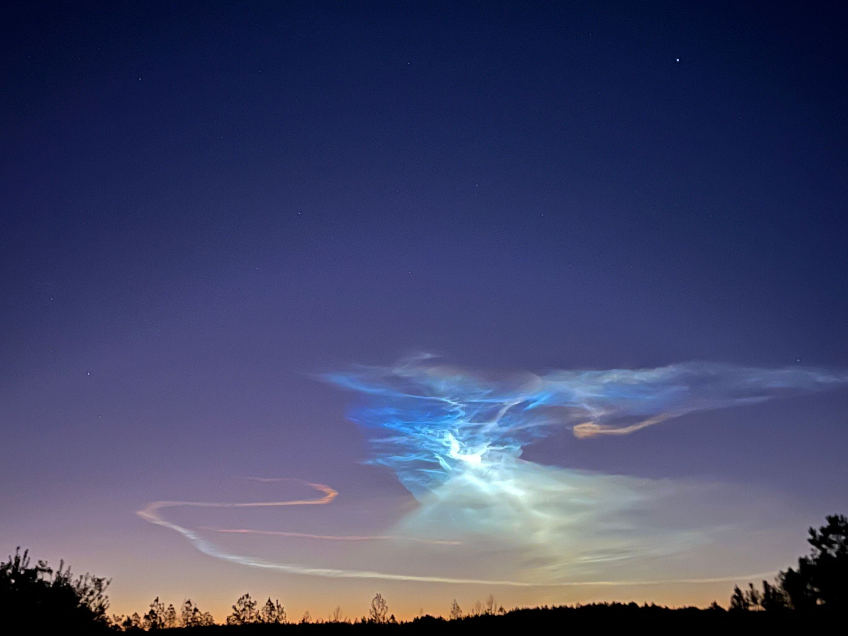 Did you see the noctilucent clouds? Wednesday's SpaceX launch