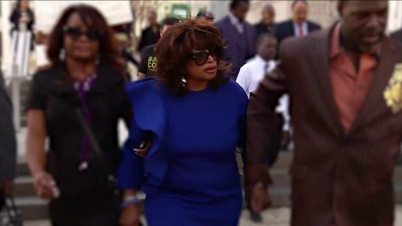 Prosecutors get 90 more days to consider whether to appeal Corrine Brown case to Supreme Court