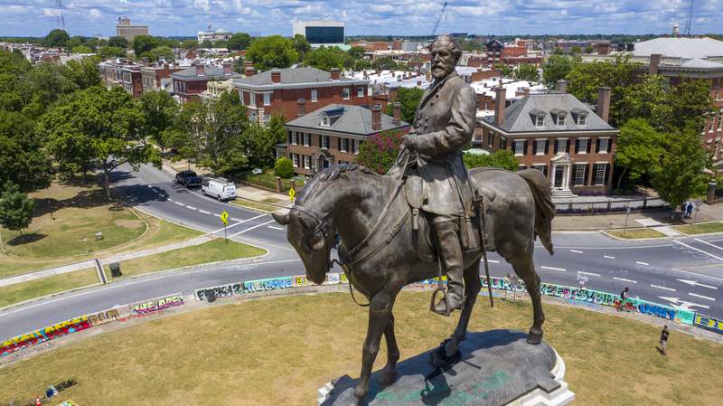 Virginia high court hears challenges to Lee statue removal