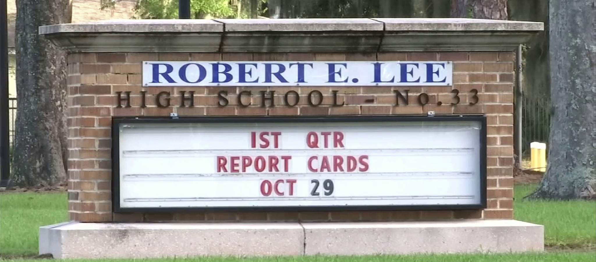 Video clip from Lee High School renaming meeting goes viral