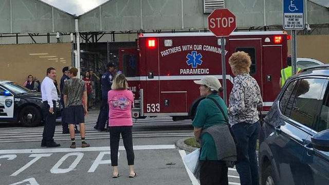 Woman Shot To Death By Man At Ocala Walmart Shooter Found Wounded