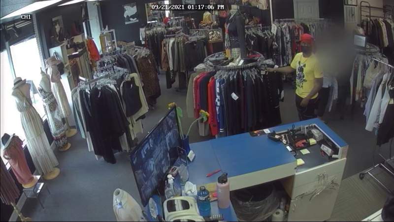 Owner of Fifi’s in San Marco says over $11K worth of merchandise was stolen