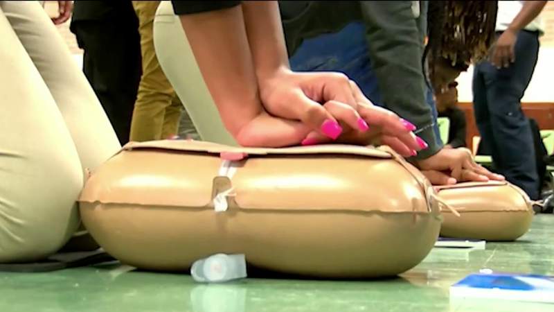 DeSantis signs bill requiring all Florida high schoolers to learn CPR