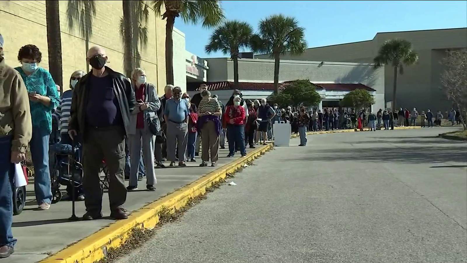 Jacksonville seniors stand in vaccine line for hours at Regency Square Mall