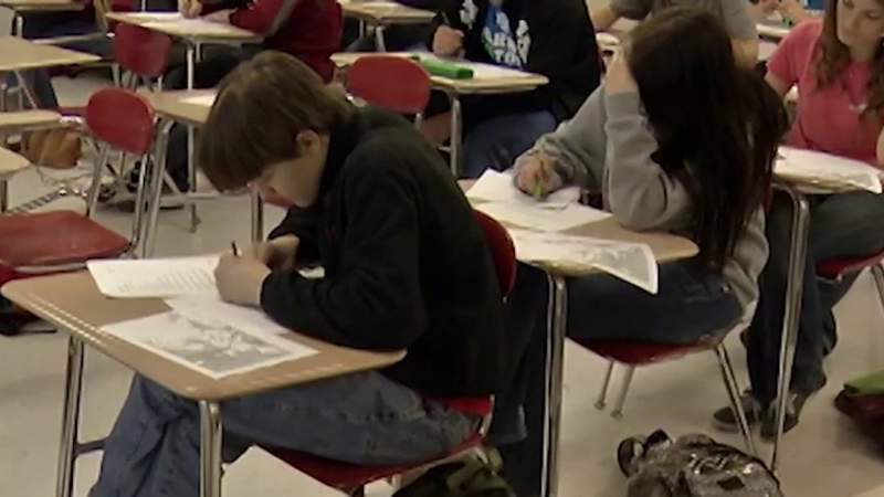 Teen sleep debt can take toll on physical health, school performance