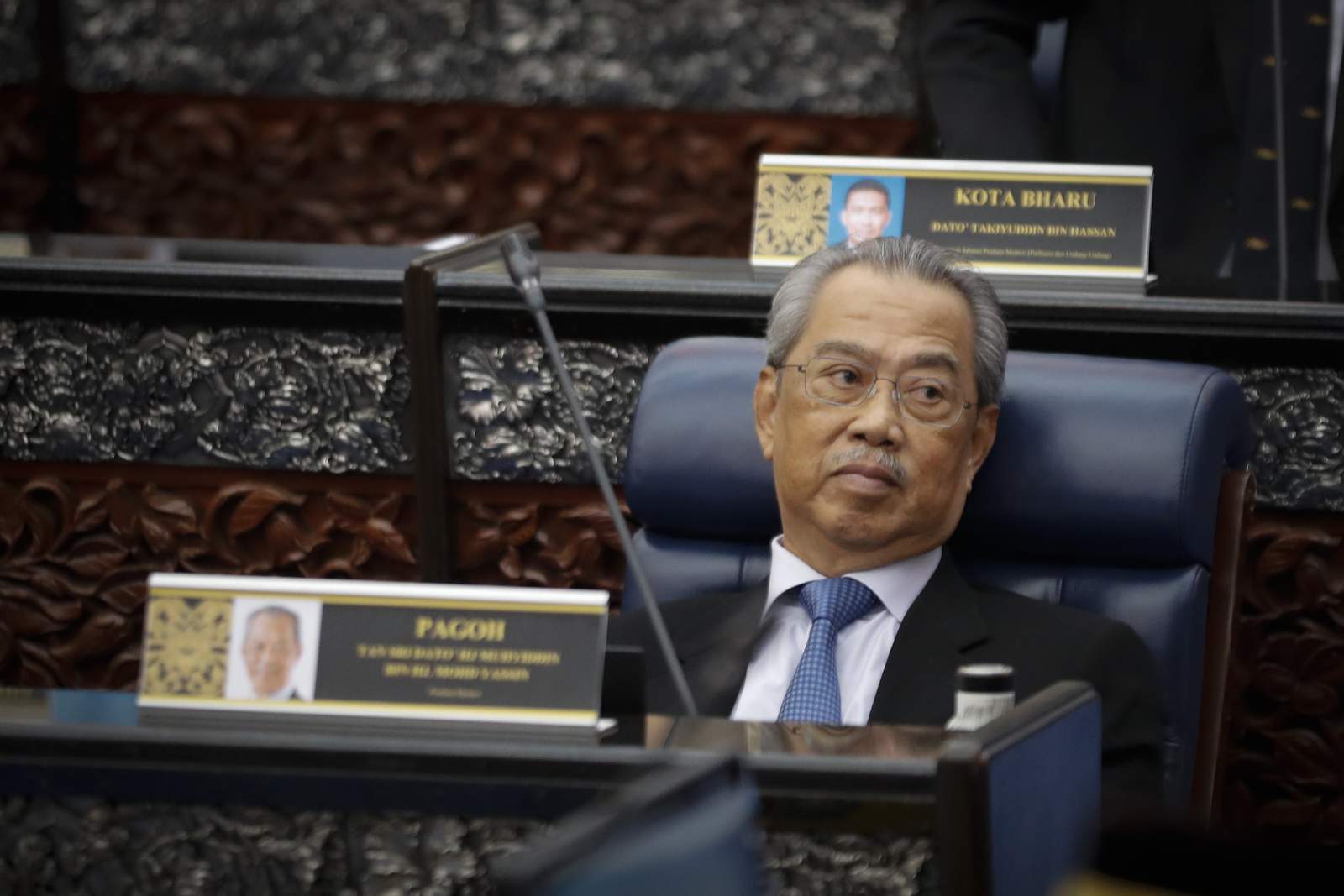 Malaysia PM wins tests of support, ousts house speaker