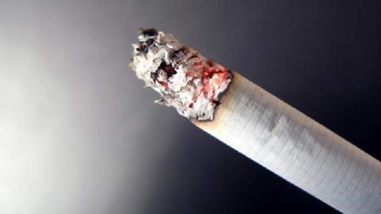 Cigarette smoking falls to record low in the United States