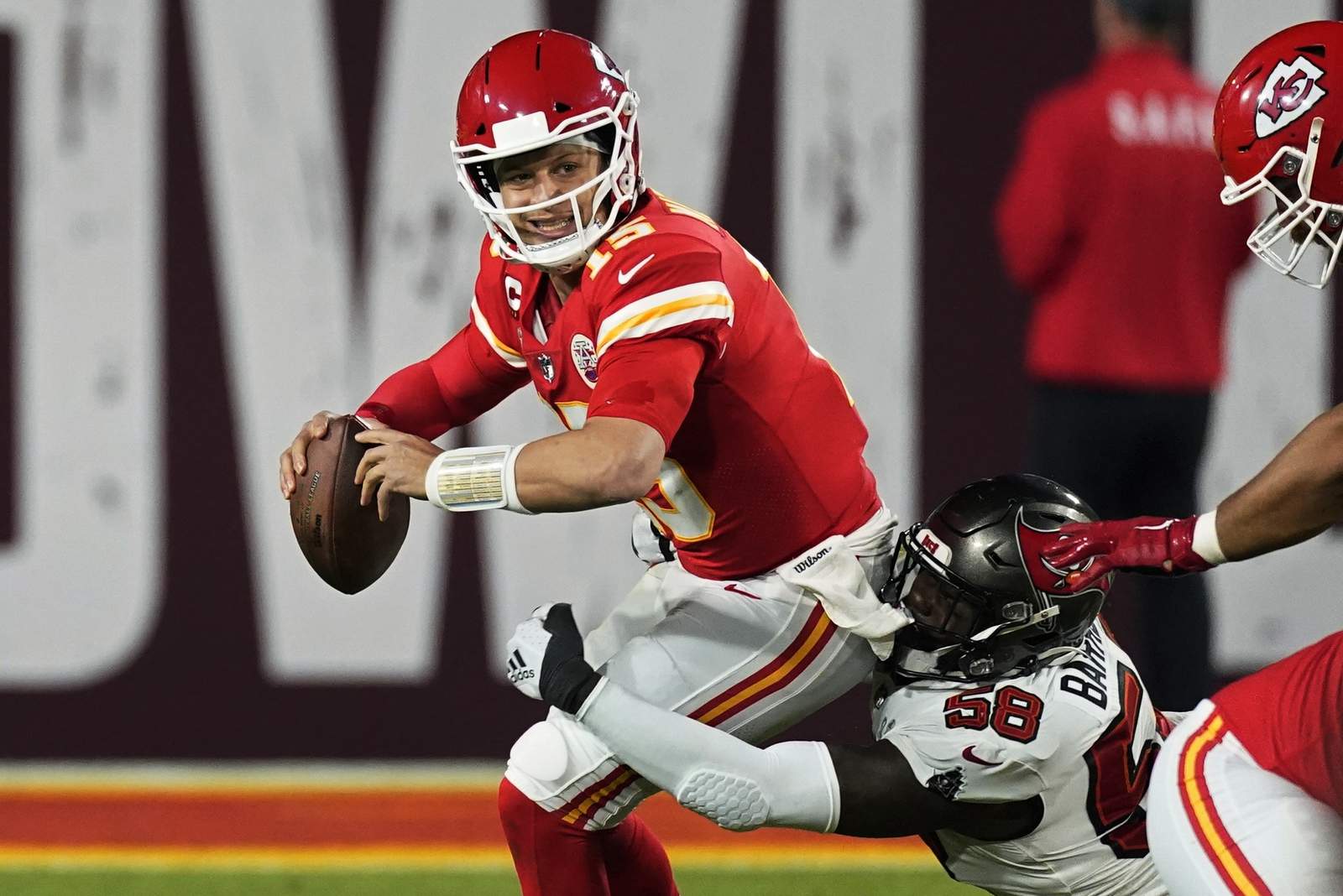 Buccaneers batter Mahomes in 31-9 Super Bowl rout of Chiefs