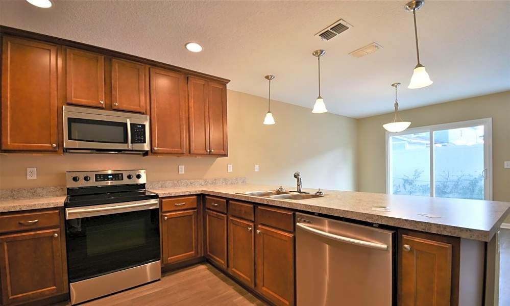 Budget apartments for rent in Sans Pareil, Jacksonville