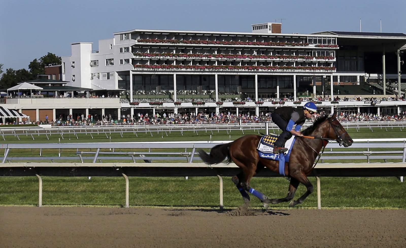 Monmouth Park to open thoroughbred meet Friday with fans