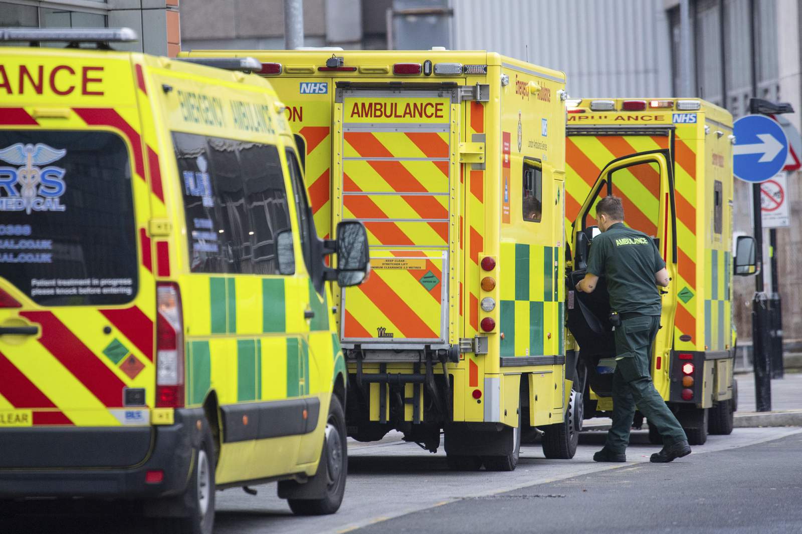 UK hospitals struggle; tougher rules eyed to fight variant