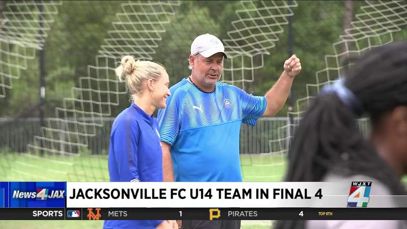 L'équipe de football féminin du Jacksonville FC U14 vise le championnat national