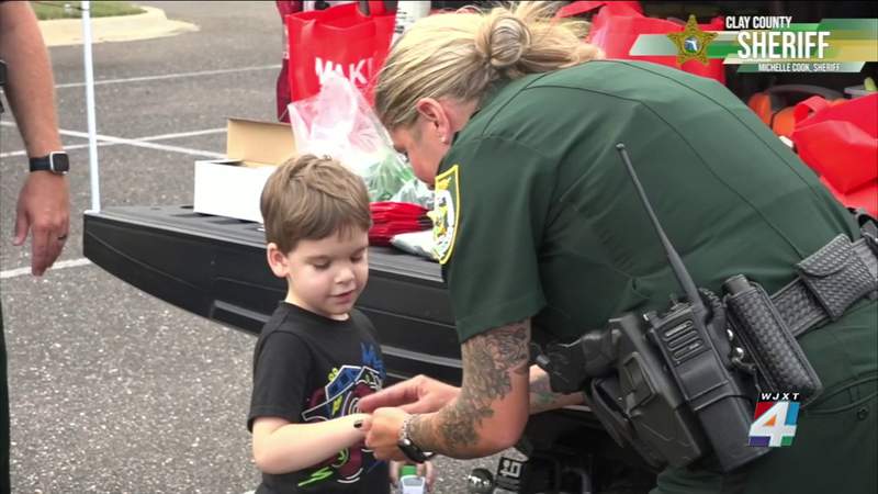 Deputies, officers nationwide meet with residents during National Night Out