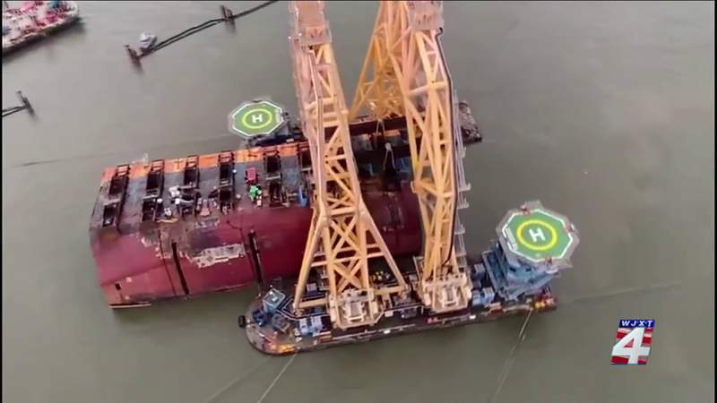 Coast Guard: ‘Large’ oil leak during Georgia ship demolition