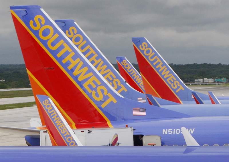 Southwest trims schedule in effort to solve flight problems