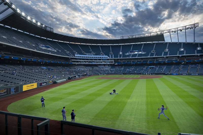 AP sources: Grievance over shortened MLB season opens Monday
