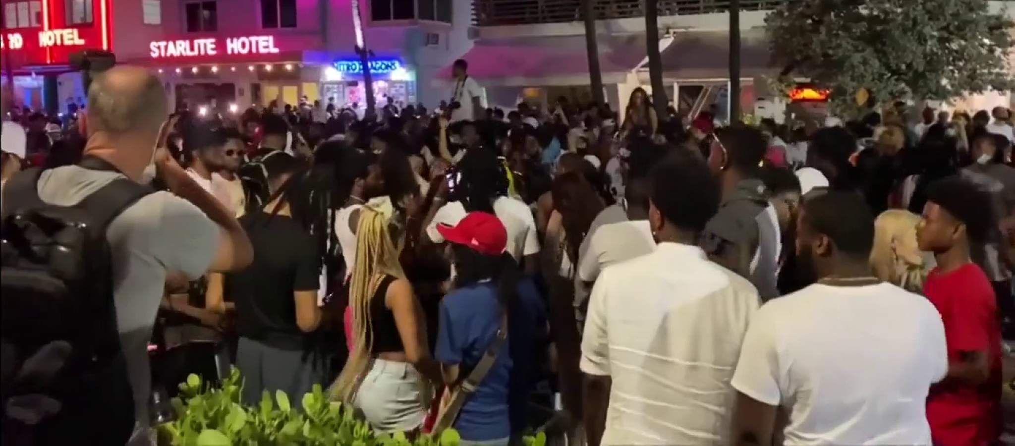 Miami sets early curfew after spring break crowds, fights
