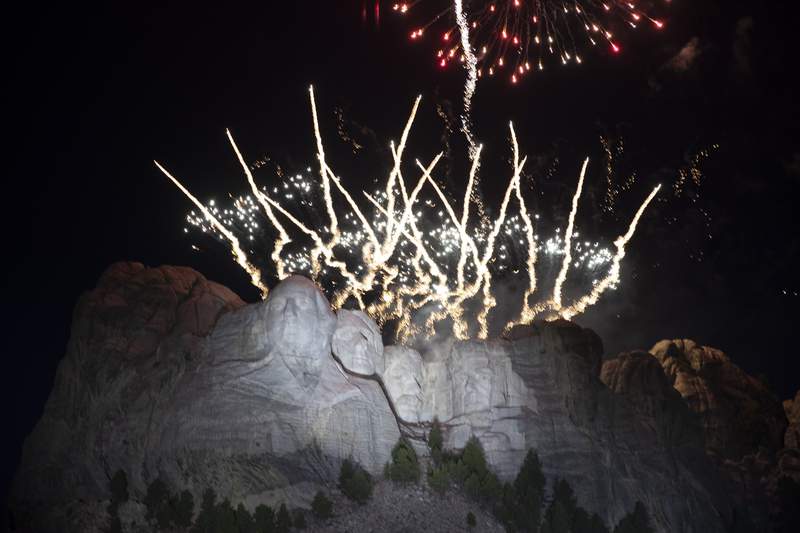 South Dakota governor sues for fireworks at Mount Rushmore