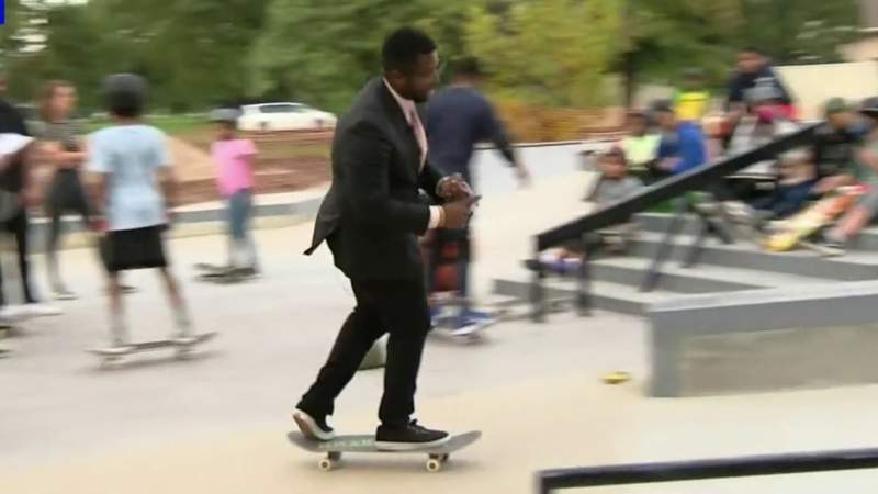 Viral video alert: This news reporter’s live shot on a skateboard is seriously impressive