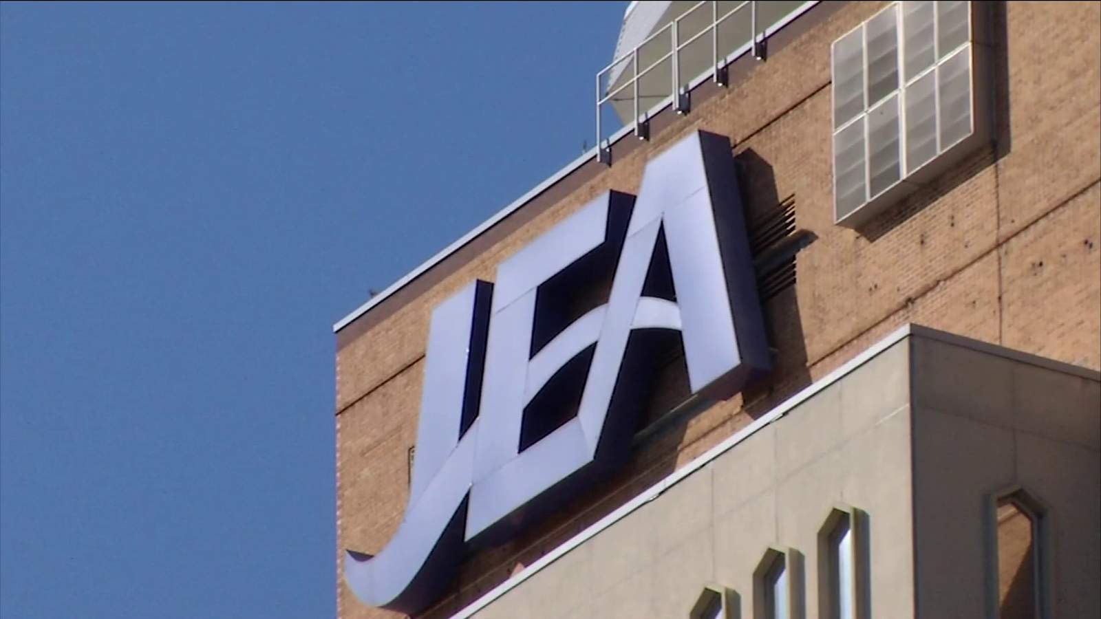 JEA cuts deal to shutter Georgia coal-fired power plant