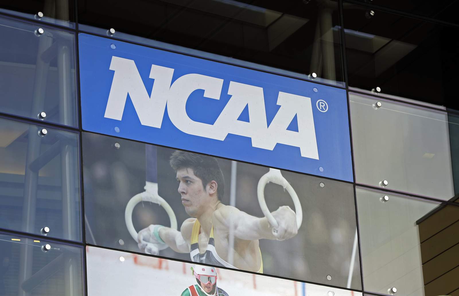 Latest bill would bar NCAA limits on athlete NIL rights