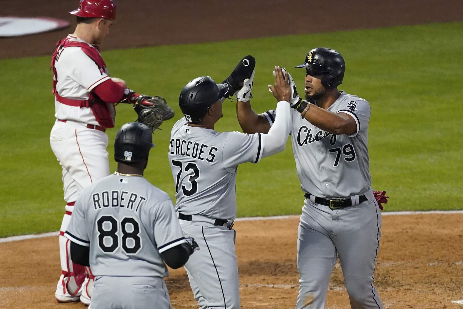 Mercedes gets 1st 5 career hits, White Sox beat Angels 12-8