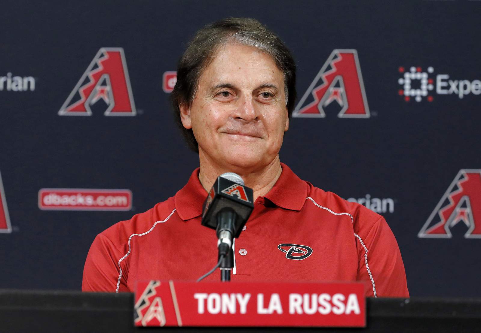 AP source: Angels give White Sox OK to interview La Russa
