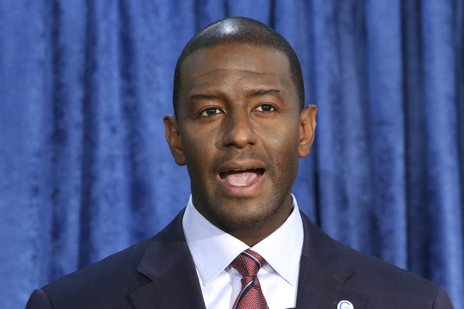 Politicians react after Andrew Gillum announces he’s bisexual