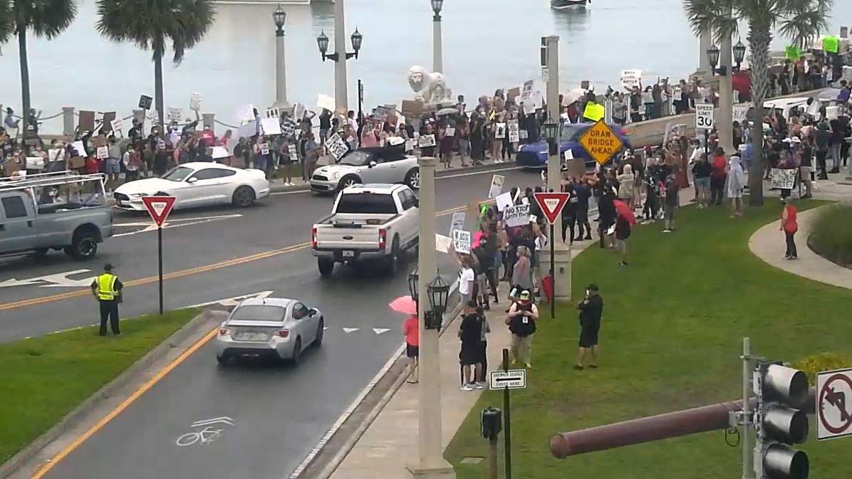 Protesters flood Bridge of Lions in St. Augustine