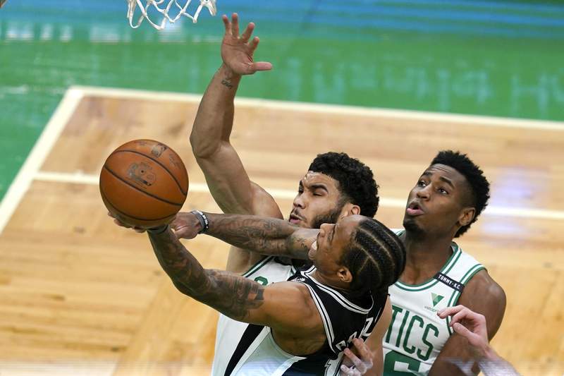 Celtics rally from 32-point deficit, top Spurs 143-140 in OT