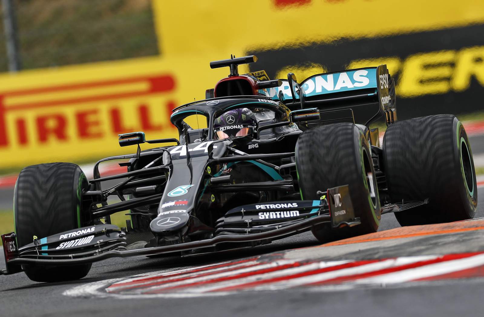 Hamilton wins 8th Hungarian GP to equal Schumacher F1 record