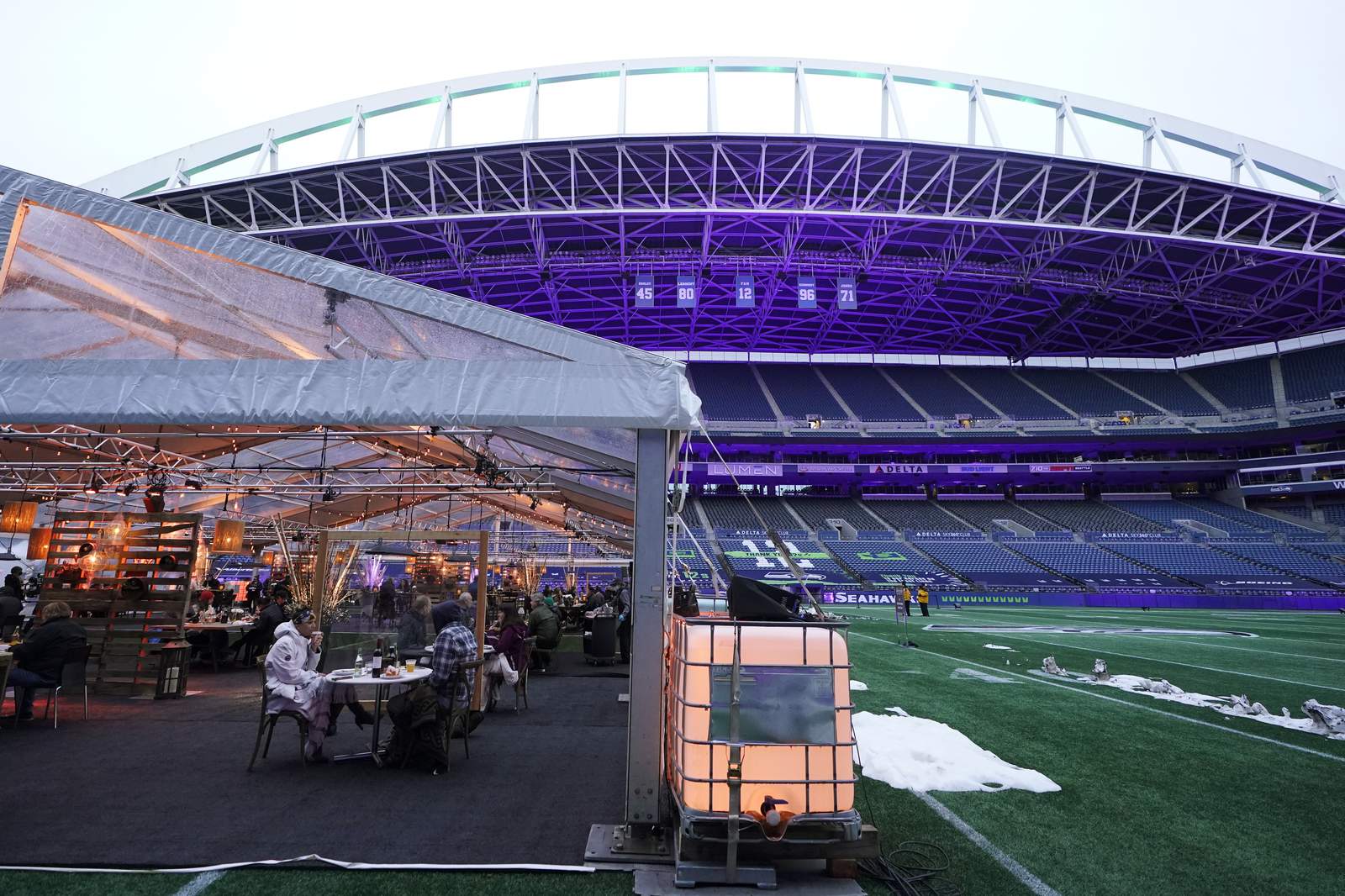 Seattle ups its outdoor dining game, Seahawks-style