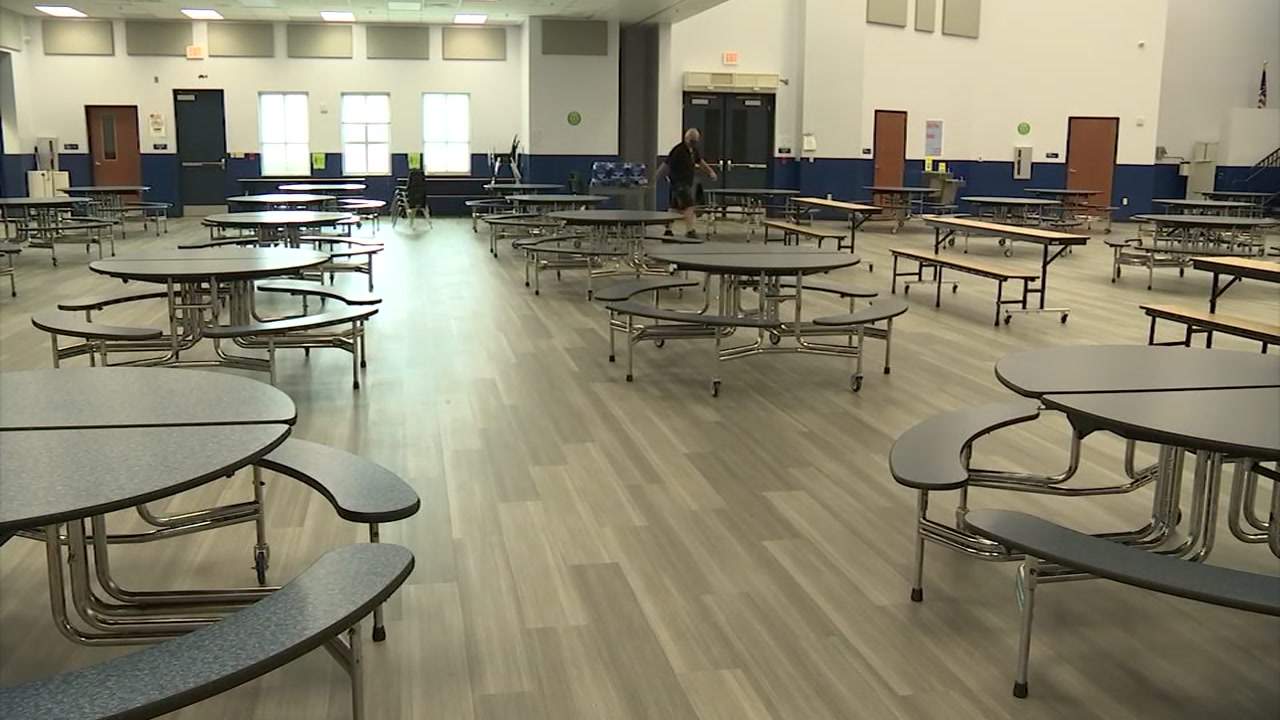 Florida lawmakers, school officials eye drop in student enrollment