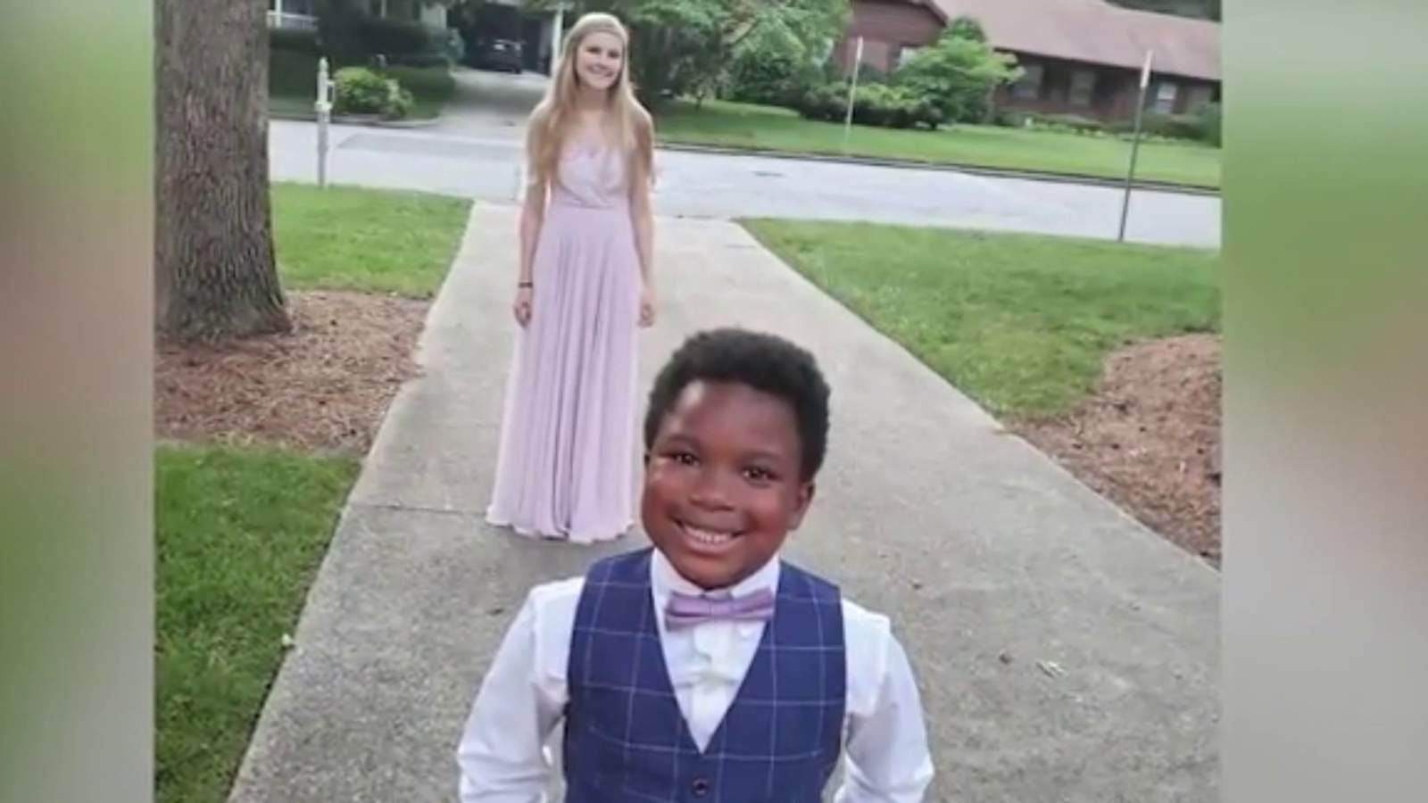 7-year-old boy throws a prom for his nanny after hers was canceled